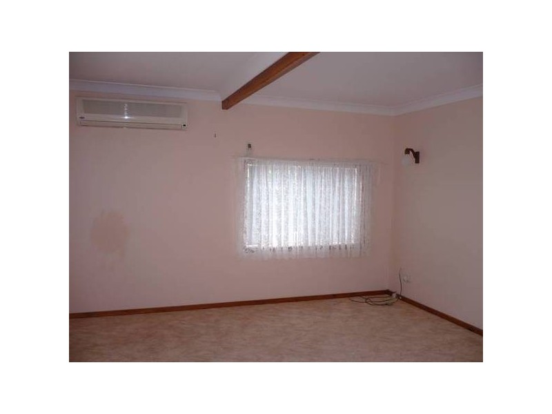 12 Woolstencraft Street, Shoalhaven Heads NSW 2535