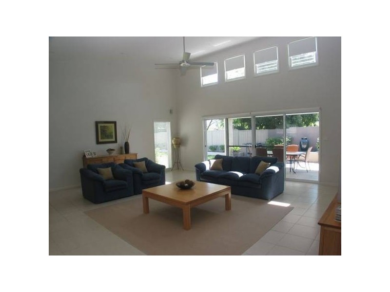 5 Ruby Lane, Meroo Meadow NSW 2540