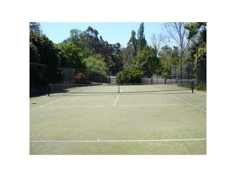 125 Brinawarr Street, Bomaderry NSW 2541