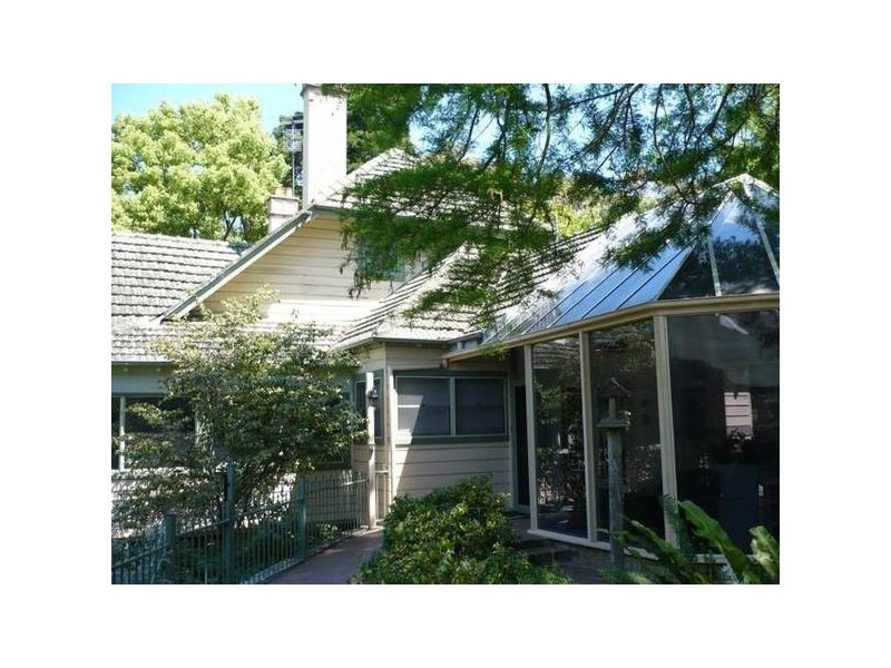 125 Brinawarr Street, Bomaderry NSW 2541