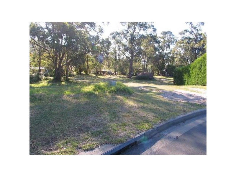 14 Wells Place, Shoalhaven Heads NSW 2535