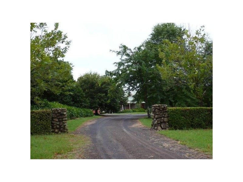 C130 Princes Highway, Meroo Meadow NSW 2540