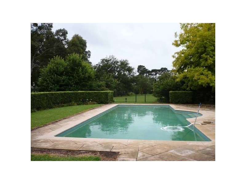 C130 Princes Highway, Meroo Meadow NSW 2540
