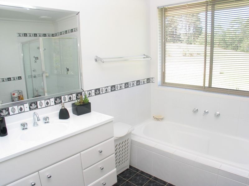 Lot 4 Princes Highway, Tomerong NSW 2540