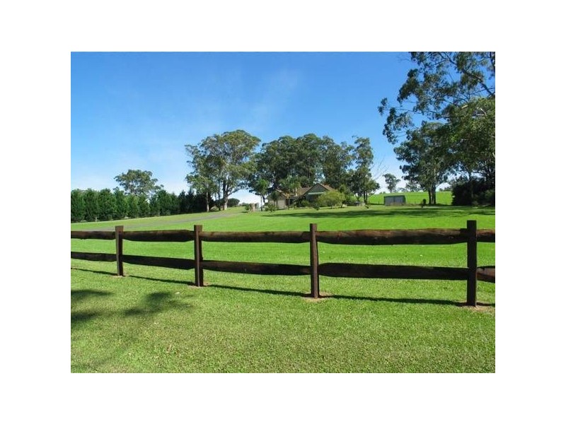 12 Gembrook Lane, Berry NSW 2535