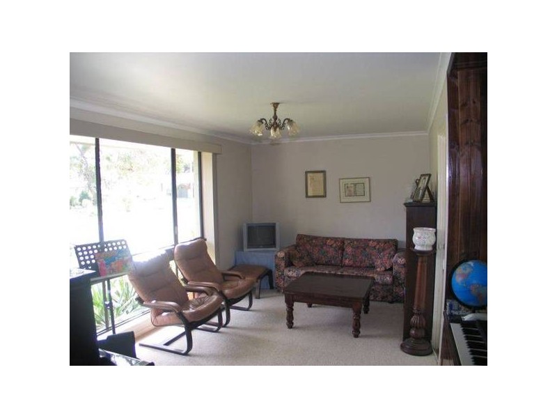 4 Boyd Street, Shoalhaven Heads NSW 2535