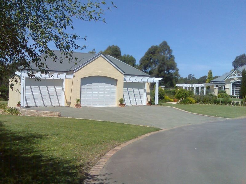 38 Elvin Drive, Bomaderry NSW 2541