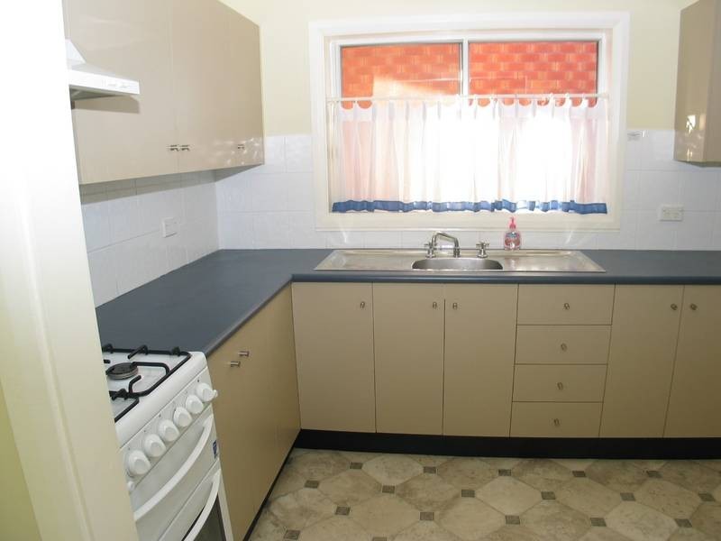 10 West Street, Nowra NSW 2541