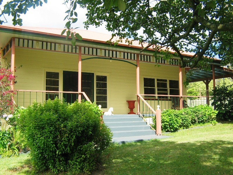 314 Sussex Inlet Road, Sussex Inlet NSW 2540