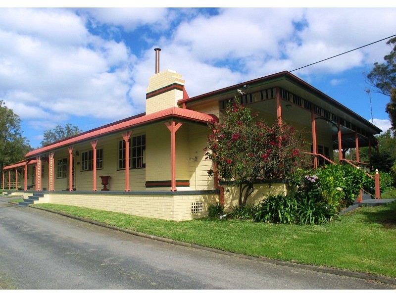 314 Sussex Inlet Road, Sussex Inlet NSW 2540