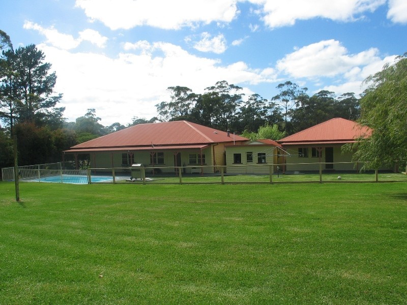 314 Sussex Inlet Road, Sussex Inlet NSW 2540