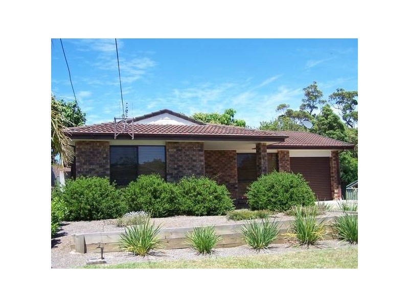 80 Scott Street, Shoalhaven Heads NSW 2535