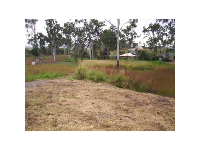 8 Austin Drive, Eton QLD 4741