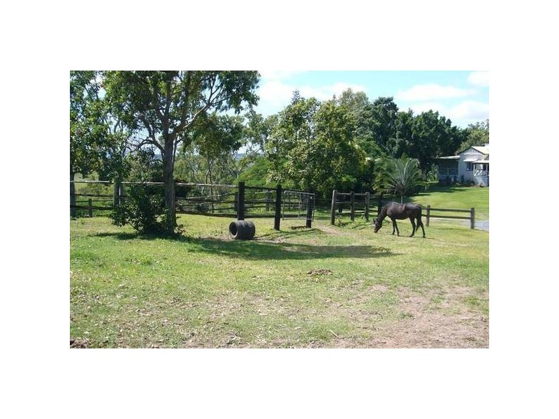 Yakapari – Seaforth Road, Mount Jukes QLD 4740