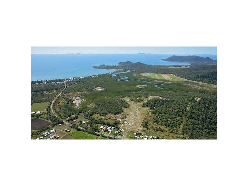 * Aviland Drive, Seaforth QLD 4741 the real estate agency Withdrawn