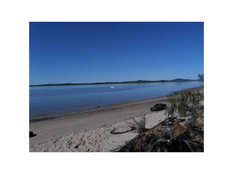 5 Walz Road, Mcewens Beach QLD 4740