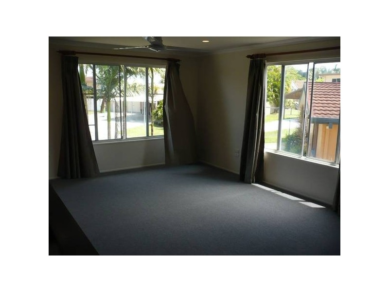 4 Stirling Court, Mount Pleasant QLD 4740