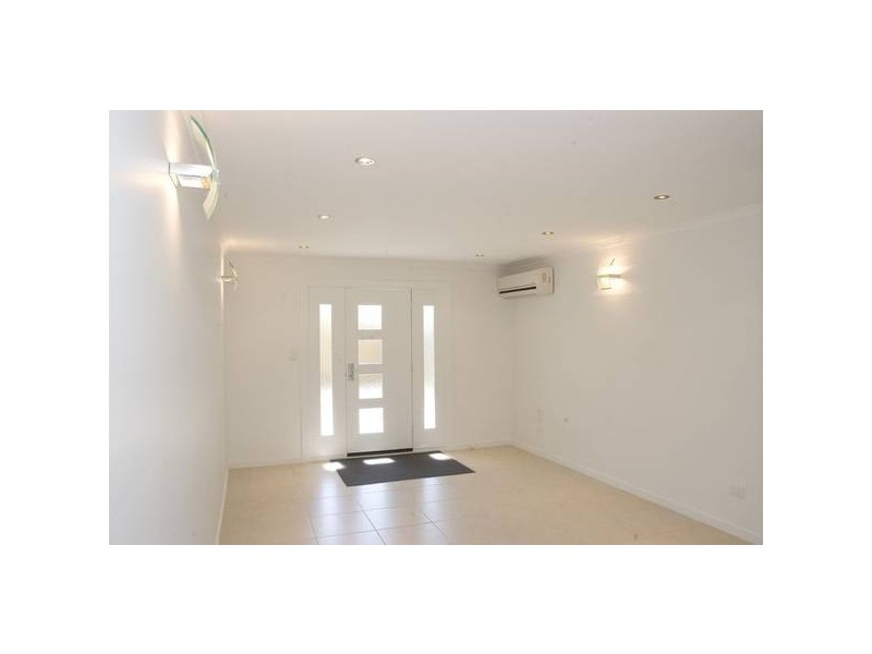 1/27 Napier Street, Mackay QLD 4740