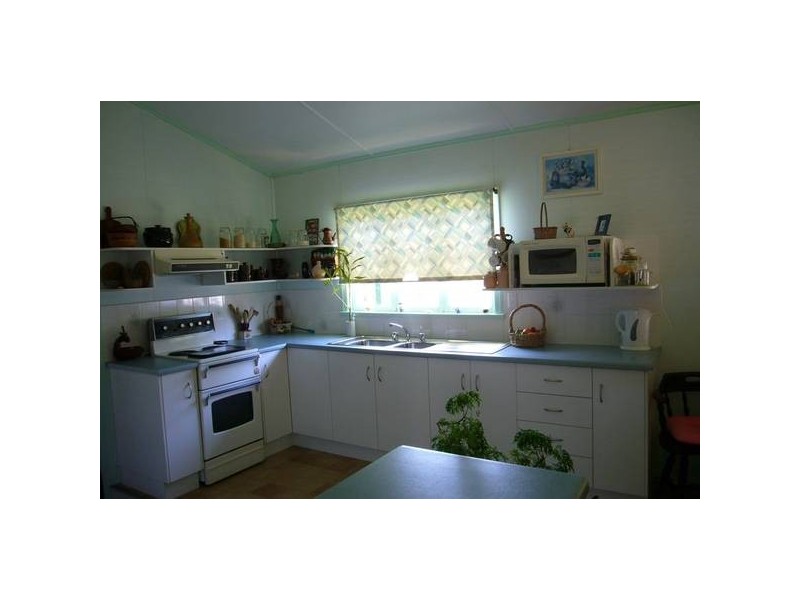 16 Graves Street, North Mackay QLD 4740