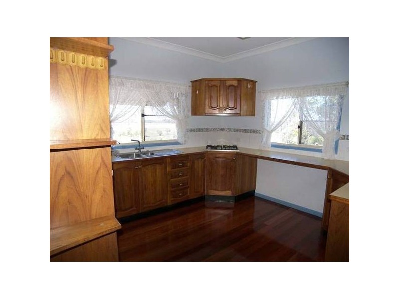 16 Mclaughlin Drive, Eimeo QLD 4740