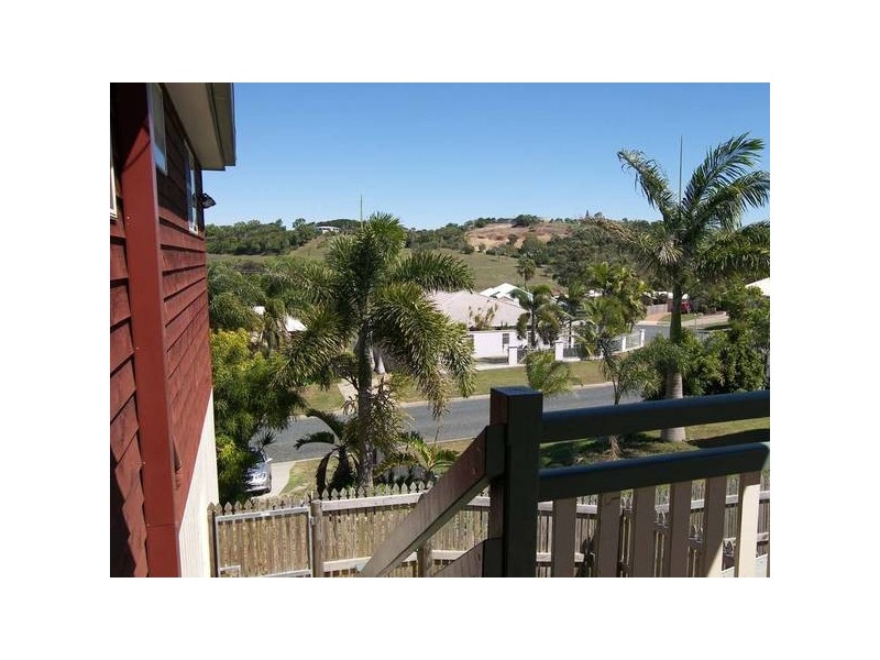 16 Mclaughlin Drive, Eimeo QLD 4740