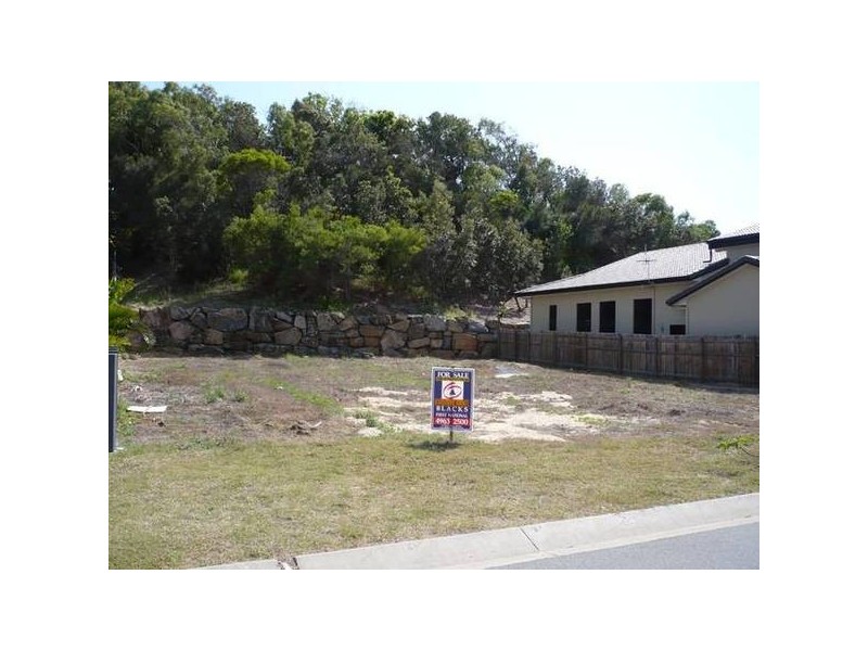 27 Portside Place, Shoal Point QLD 4750