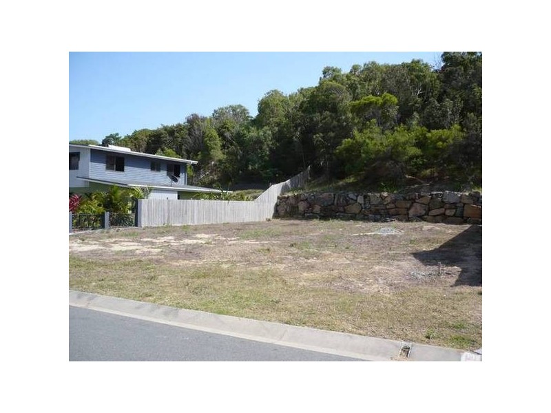 27 Portside Place, Shoal Point QLD 4750
