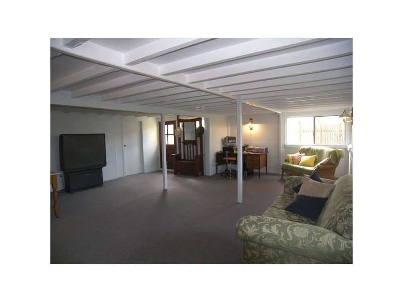 23 Ferguson Street, West Mackay QLD 4740