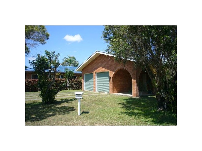 1 Pharlap Parade, Ooralea QLD 4740