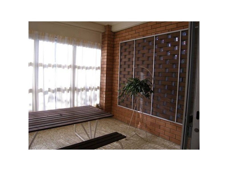 1 Pharlap Parade, Ooralea QLD 4740