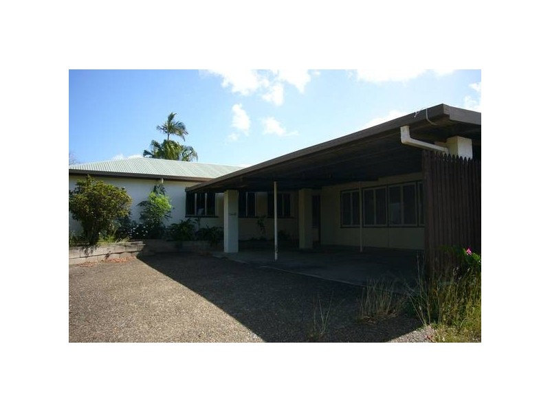 35 Murrays Road, Glenella QLD 4740