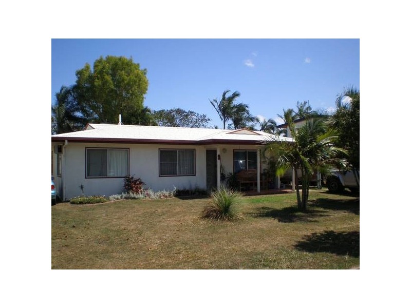 9 Pharlap Parade, Ooralea QLD 4740