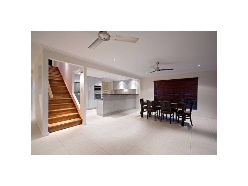 9 Helvellyn Street, Rural View QLD 4740