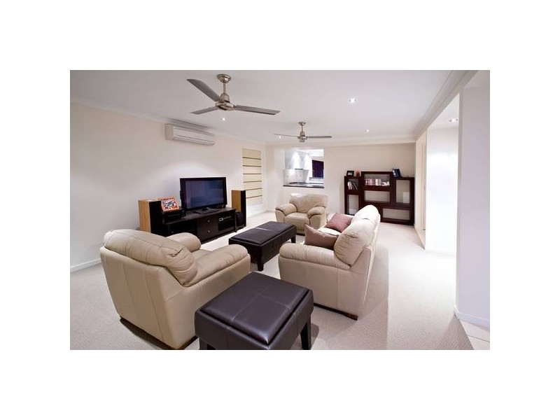 9 Helvellyn Street, Rural View QLD 4740