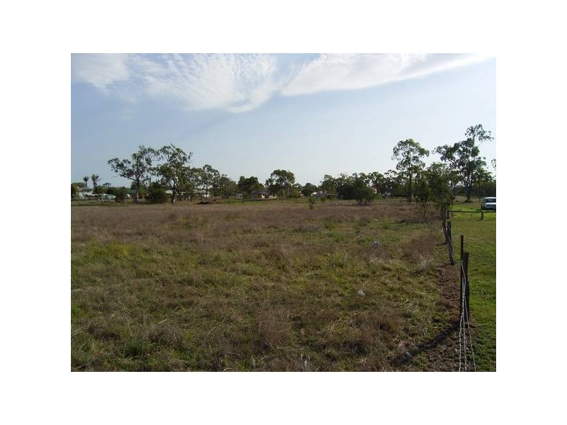 142 & 143 Deninson Street, Nebo QLD 4742