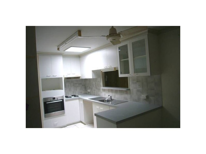 4 Hillside Terrace, Mount Pleasant QLD 4740