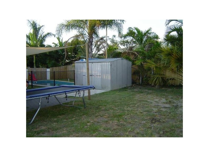 2 Wilga Court, Beaconsfield QLD 4740