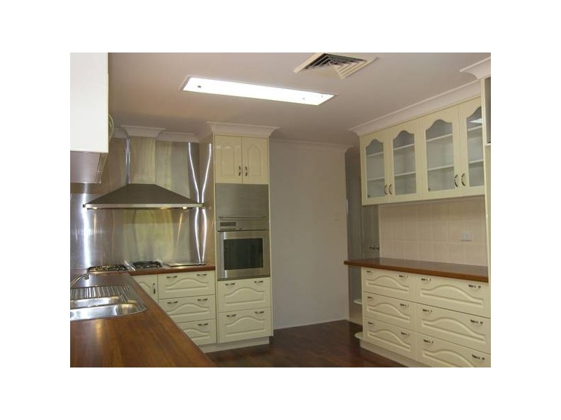 43 Annie Wood Avenue, Mount Pleasant QLD 4740