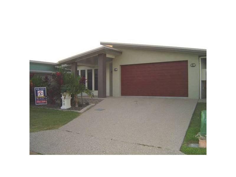 15 Rosemoor Crt, Glenella QLD 4740