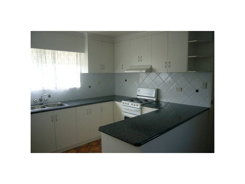 50 Nicklin Drive, Beaconsfield QLD 4740