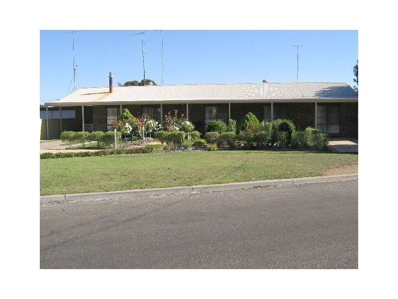 32 Pigeon Flat Road, Bordertown SA 5268