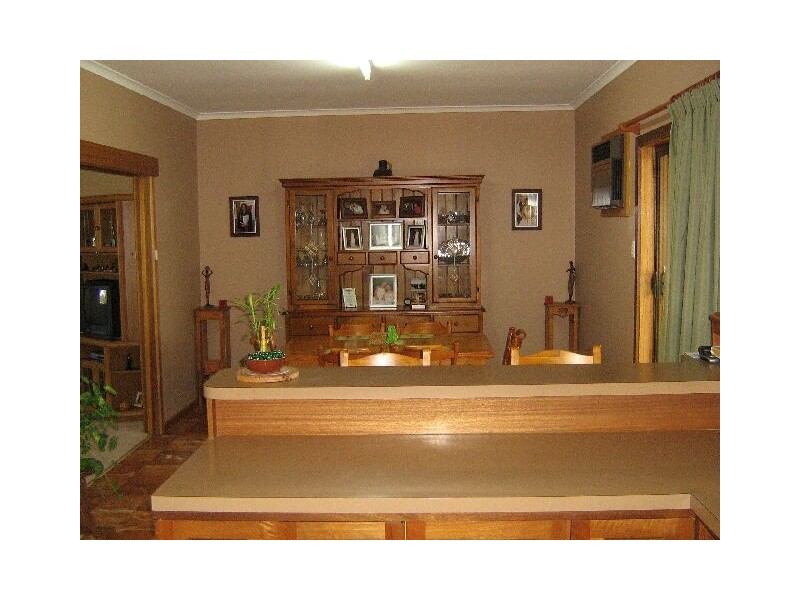 32 Pigeon Flat Road, Bordertown SA 5268