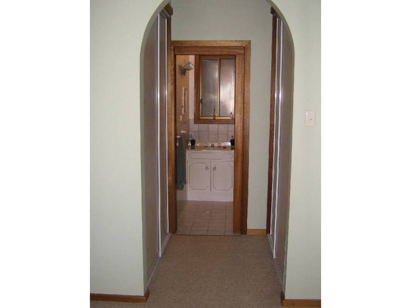 32 Pigeon Flat Road, Bordertown SA 5268