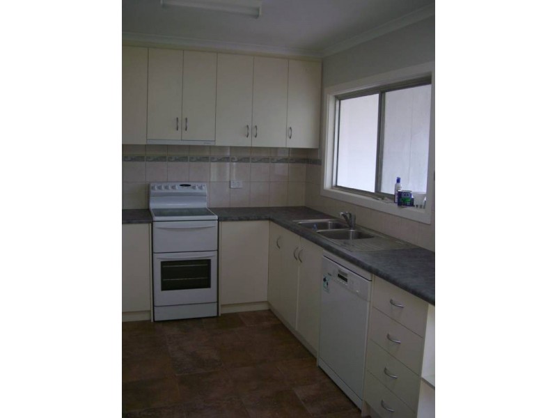 16 Poplar Ave, Keith SA 5267