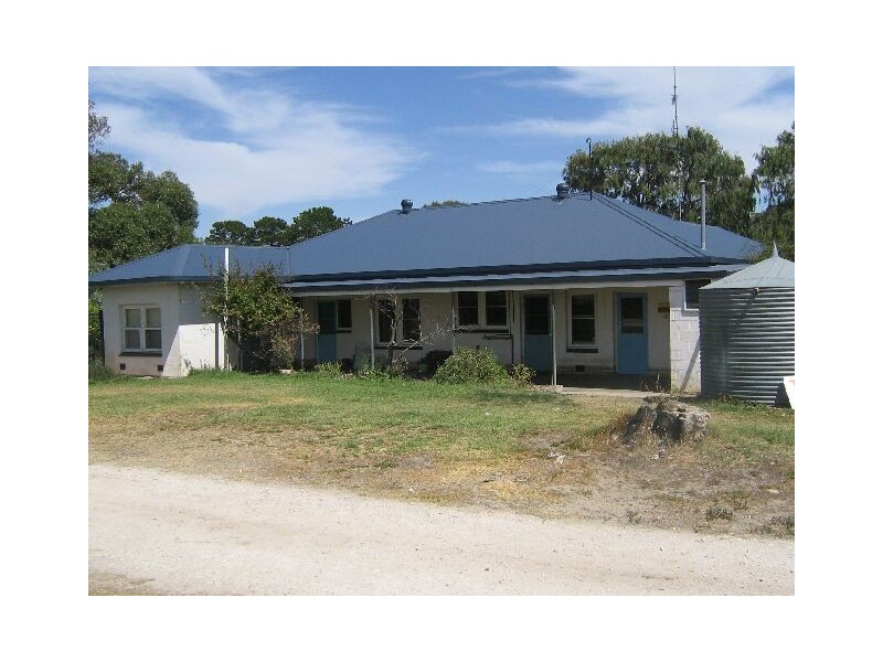 Emu Flat Road and Red Bluff Road, Bordertown SA 5268