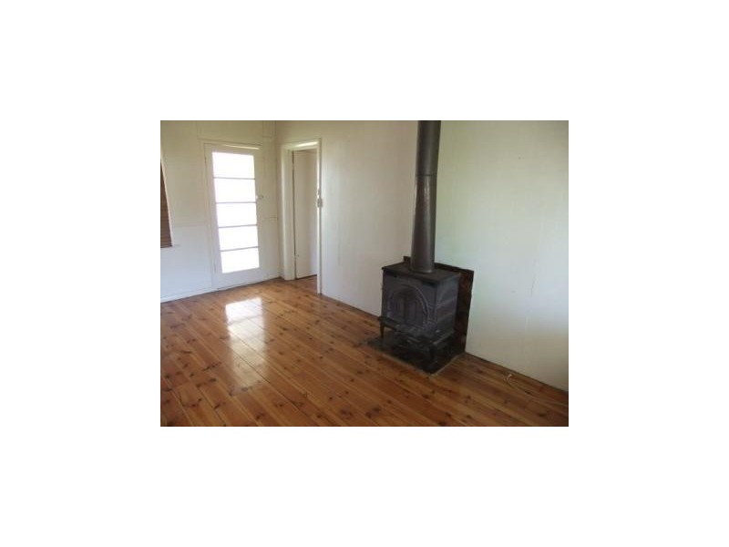 18 Railway Terrace, Keith SA 5267