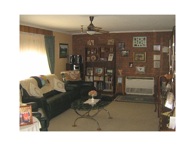 7 Philip Avenue, Bordertown SA 5268