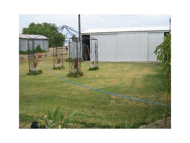 . Riddoch Highway, Padthaway SA 5271