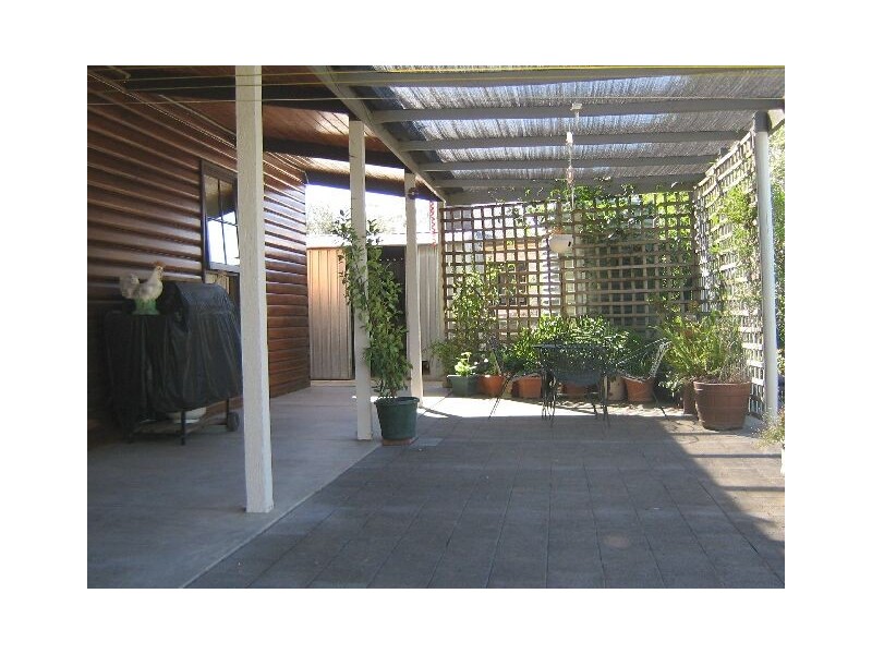 190 Victoria Parade, Bordertown SA 5268