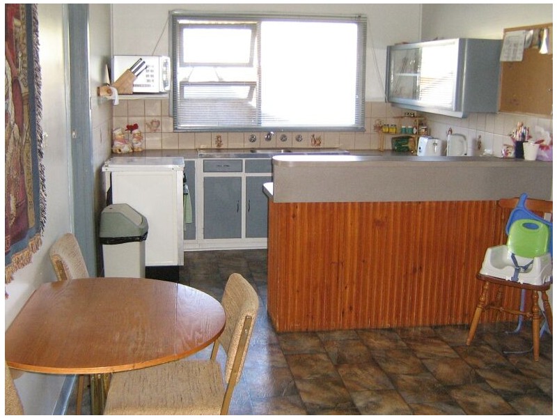 8 Fourth Street, Bordertown SA 5268